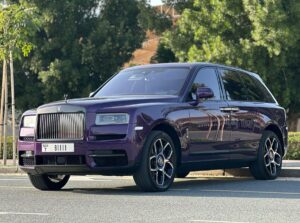 Rolls-Royce Cullinan – Purple, Desert Three-Quarter