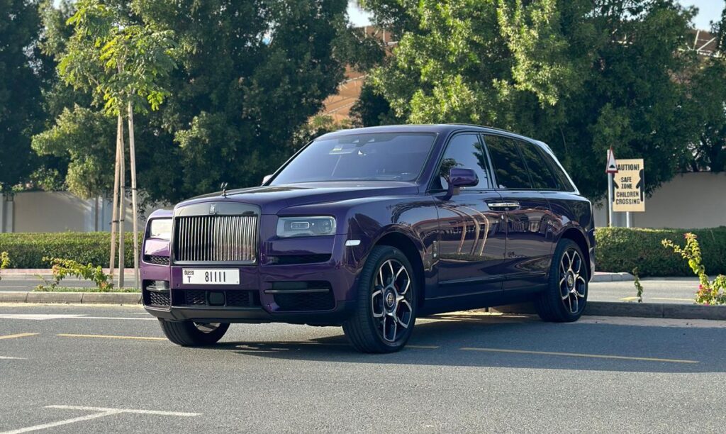 Rolls-Royce Cullinan – Purple, Desert Three-Quarter