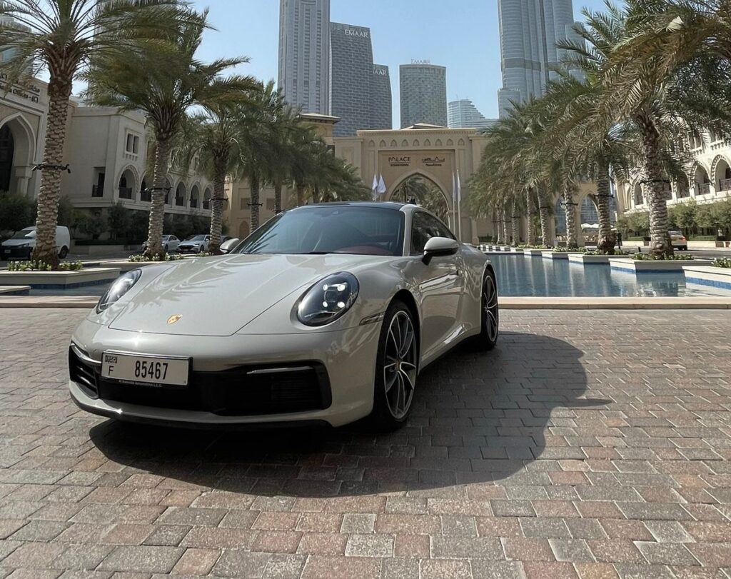 Rent Silver Porsche 911 Carrera 2024 in Dubai | Luxeridez