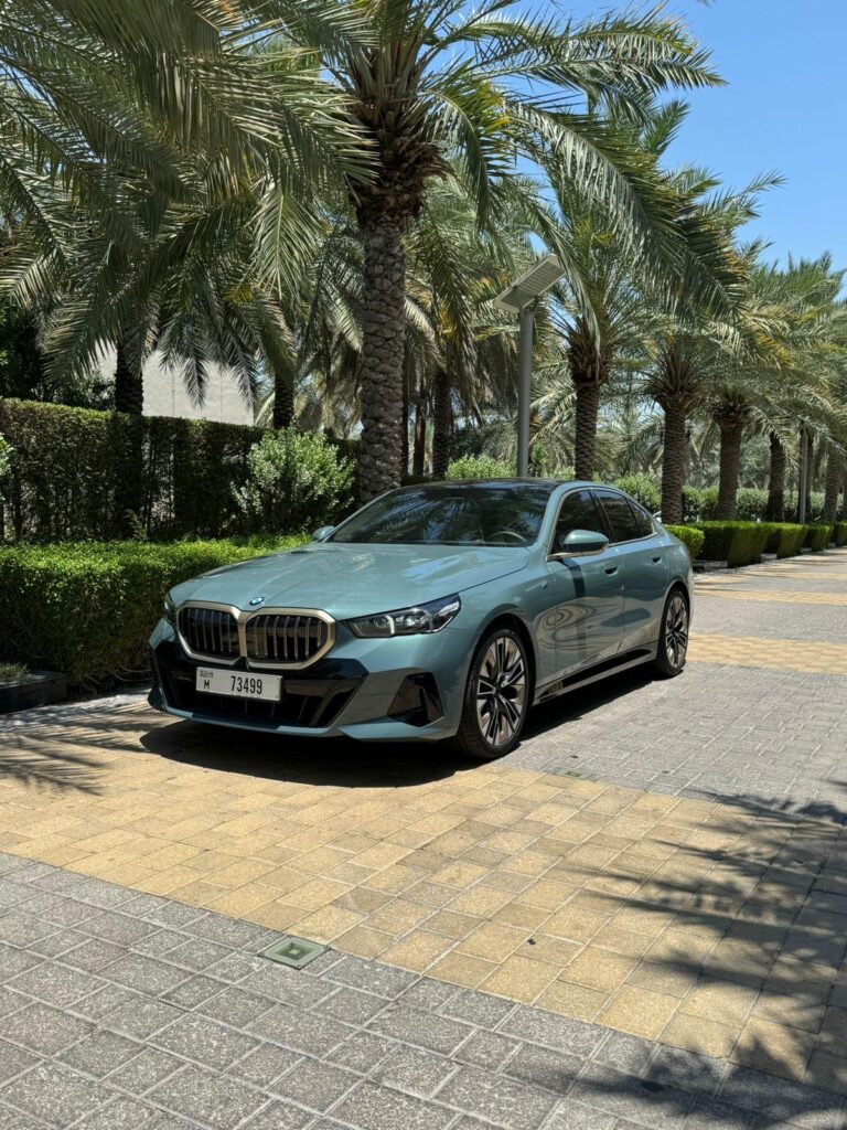 Rent BMW 7 Series 2024 in Oxide Grey Metallic – Premium Luxury Sedan in Dubai
