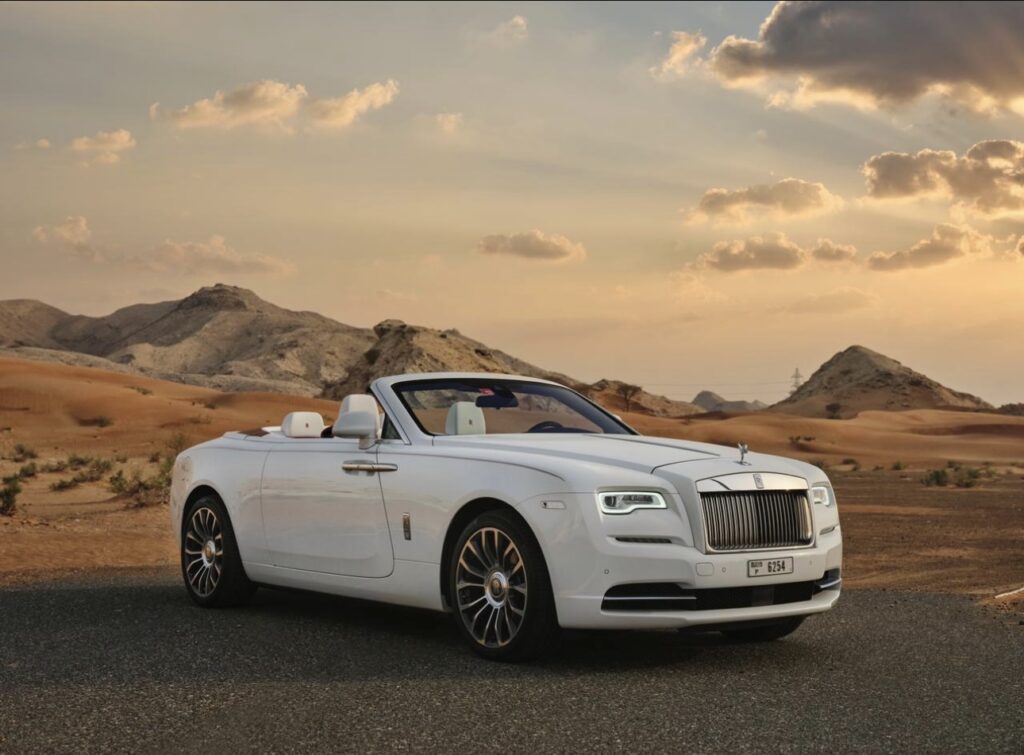 Rolls-Royce Dawn 2024 (White) – Rent in Dubai